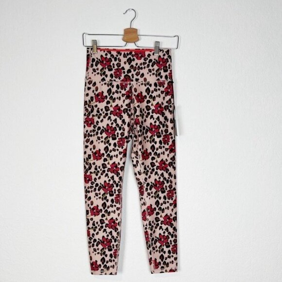 Wildfox Sweat Coral Wild Leopard Elastic Waist Stretch Leggings Size M - Picture 2 of 8